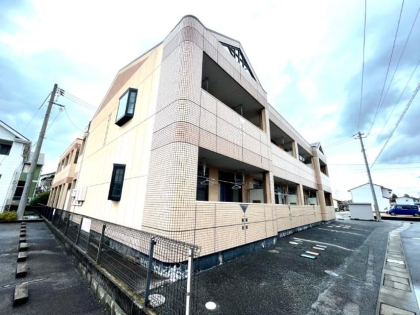 外観写真（昼） サンルームひまわり