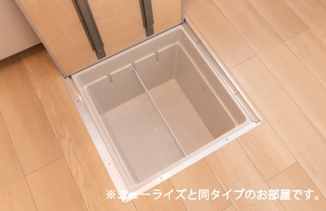  ロカ　ブリリアント　Ａ