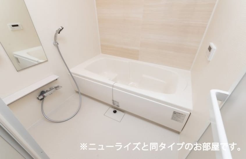  ロカ　ブリリアント　Ａ