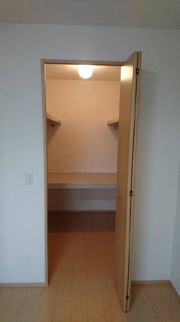  メルベーユ　A棟