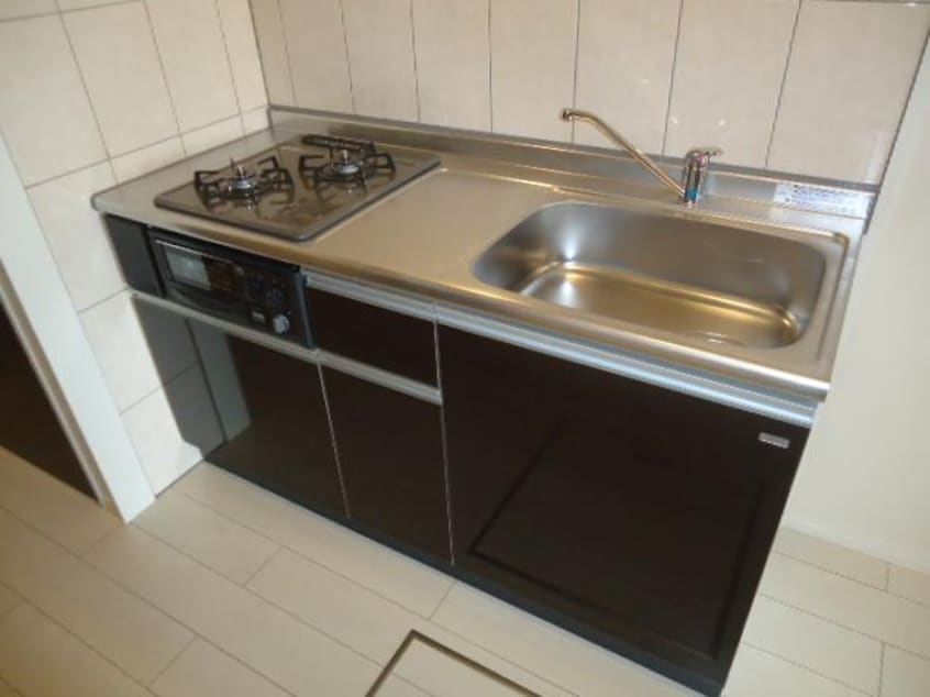 キッチン 山陽本線（中国）/西阿知駅 徒歩17分 2階 築8年