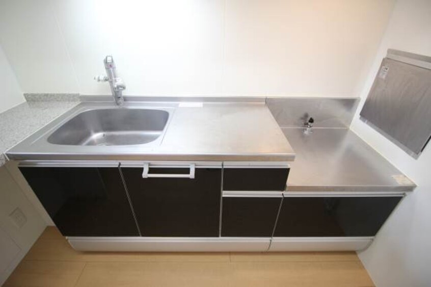  キャスバル　Ｂ棟