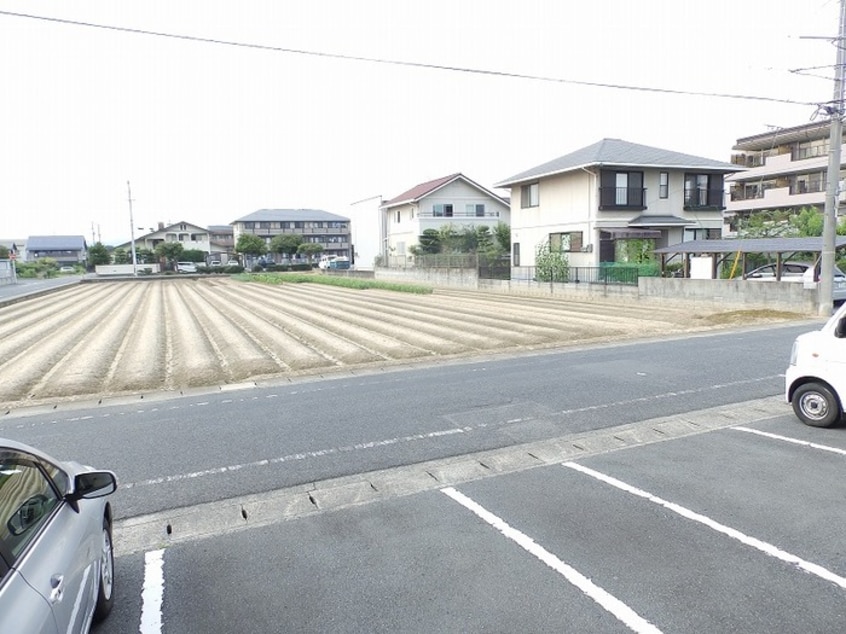  プレジール小崎