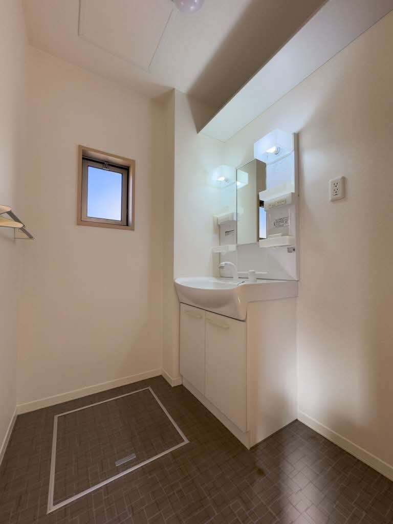  シャーメゾン・ニワセ