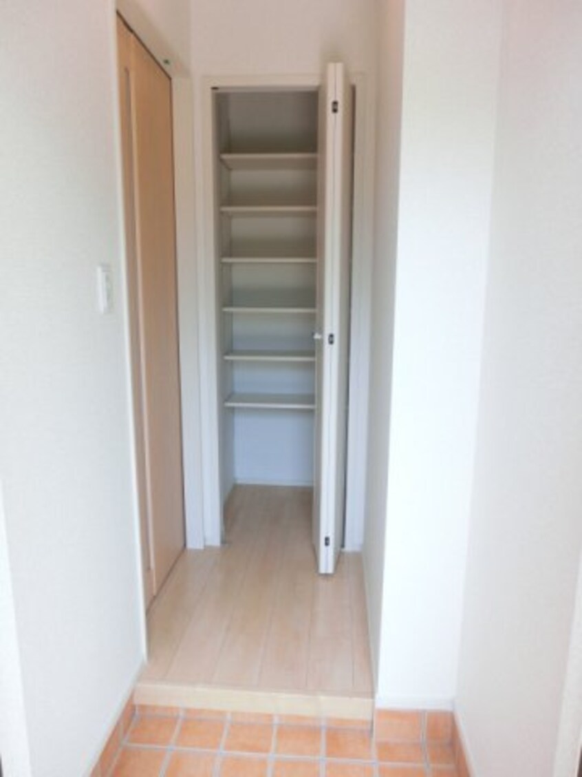  山陽本線（中国）/新倉敷駅 徒歩19分 1階 築9年