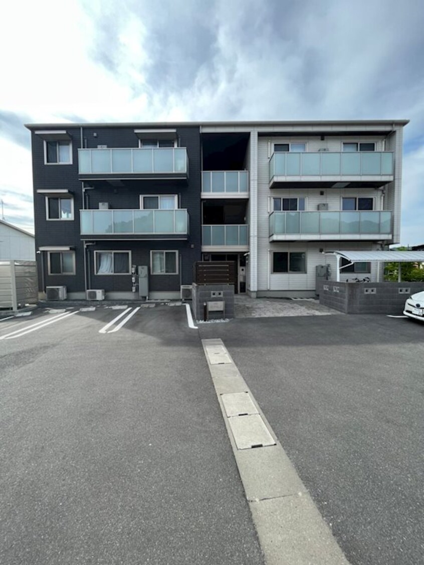  水島臨海鉄道水島本線/浦田駅 徒歩35分 3階 築6年