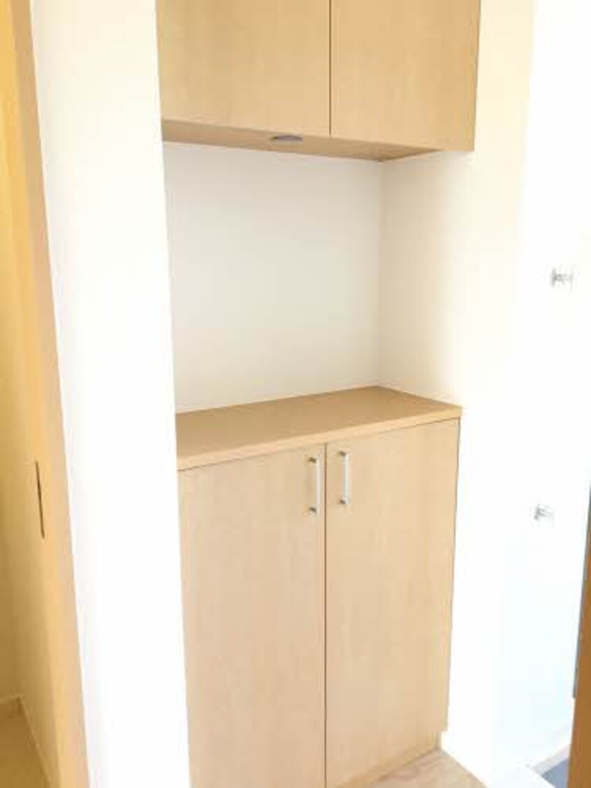  レザンオークス