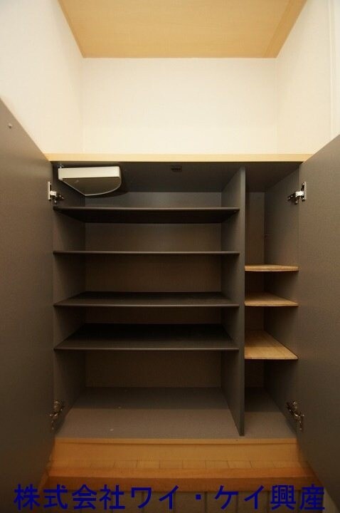  アネシス・アイ　B棟