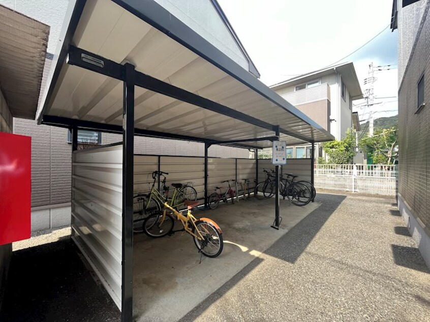  NEW QUEST B棟