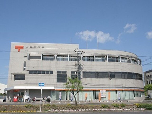 水島中央郵便局まで900m 水島臨海鉄道水島本線/弥生駅 徒歩3分 2階 築32年