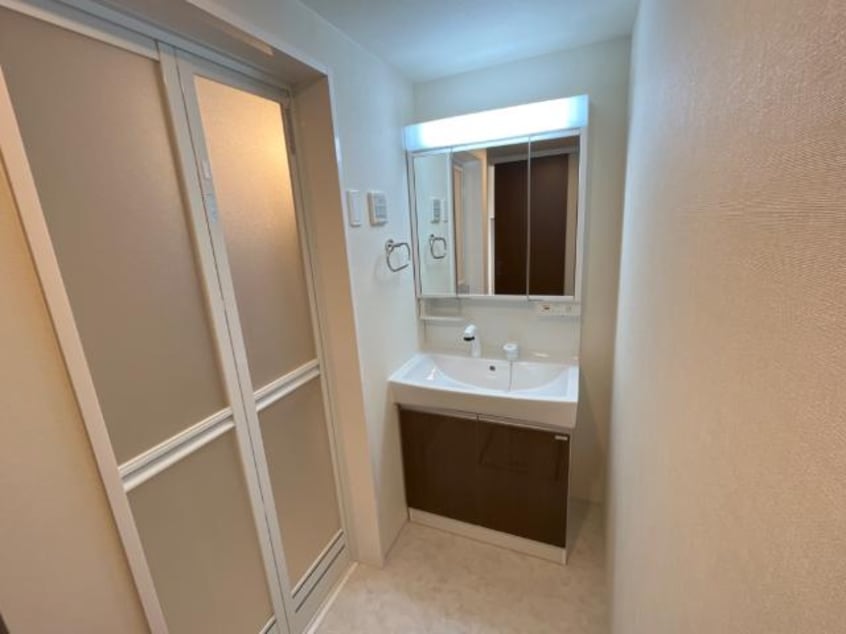 洗髪洗面化粧台 水島臨海鉄道水島本線/弥生駅 徒歩18分 1階 築1年