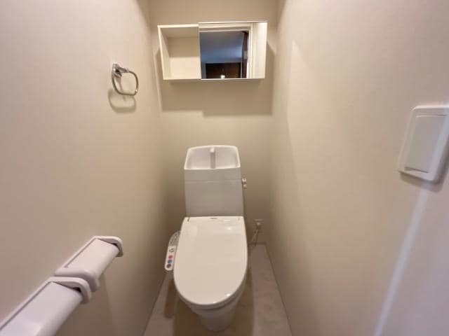 シャワー付トイレ 水島臨海鉄道水島本線/弥生駅 徒歩18分 1階 築1年