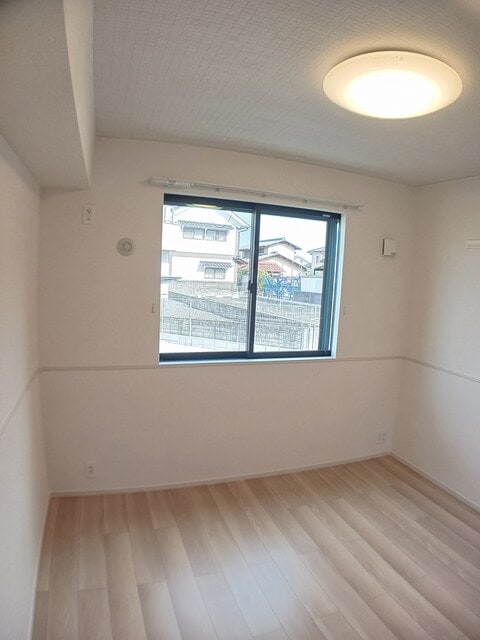  水島臨海鉄道水島本線/球場前駅 徒歩11分 1階 1年未満