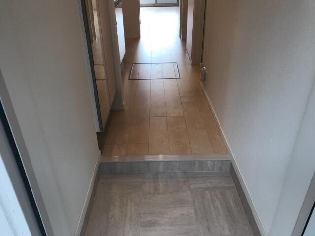 玄関 水島臨海鉄道水島本線/弥生駅 徒歩18分 1階 築7年