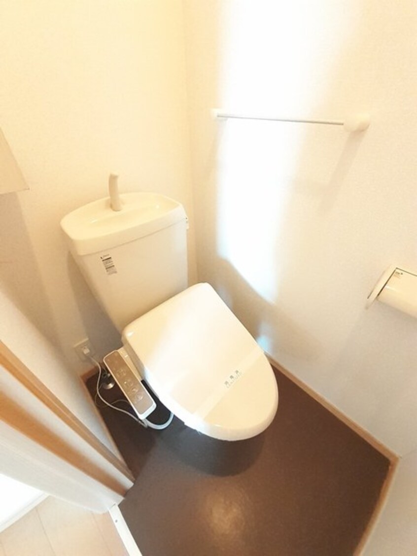  山陽本線（中国）/新倉敷駅 バス27分黒崎下車:停歩5分 1階 築15年