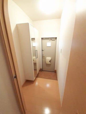  クリスタルローズ　Ｂ棟