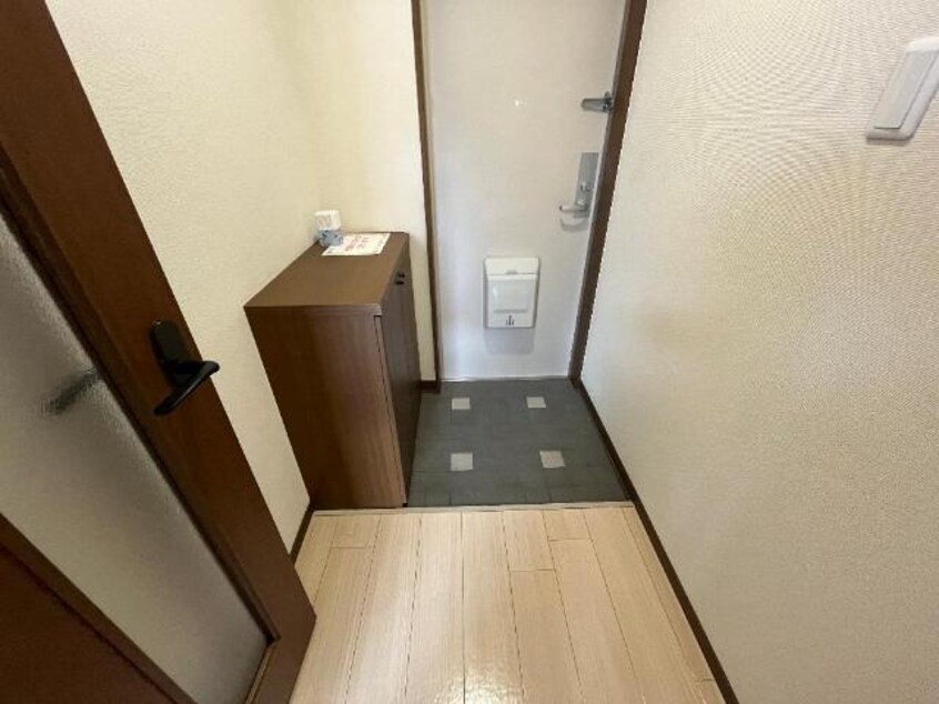 玄関 グレイスヴィラ