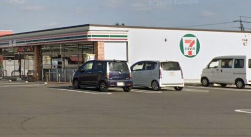セブンイレブン玉島店(コンビニ)まで573m アプランドルⅤ