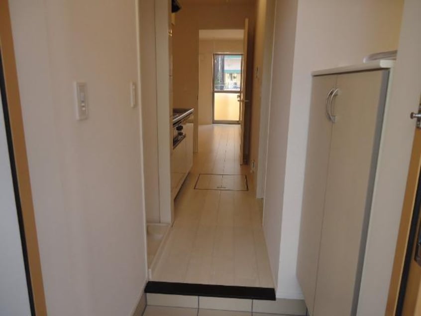 廊下（イメージ） 山陽本線（中国）/倉敷駅 バス12分総合市場前下車:停歩6分 2階 築9年