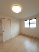  ラフィーネ・ヴィシン