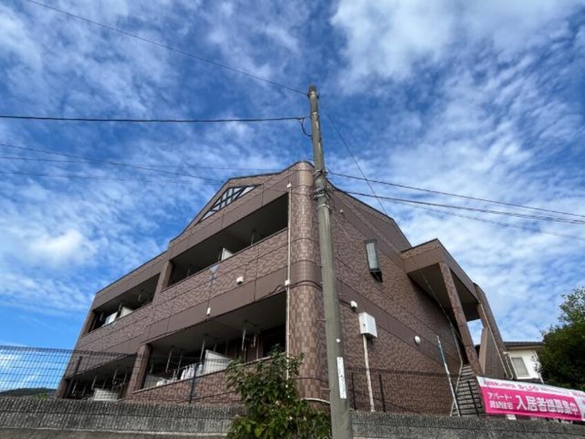 外観写真（昼） 瀬戸大橋線/児島駅 バス14分市立短大・翔南高校入口下車:停歩8分 1階 築23年