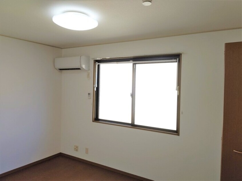  クリエンテ　A棟