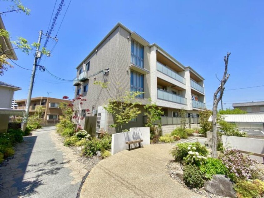  アントゥール　Ｂ棟