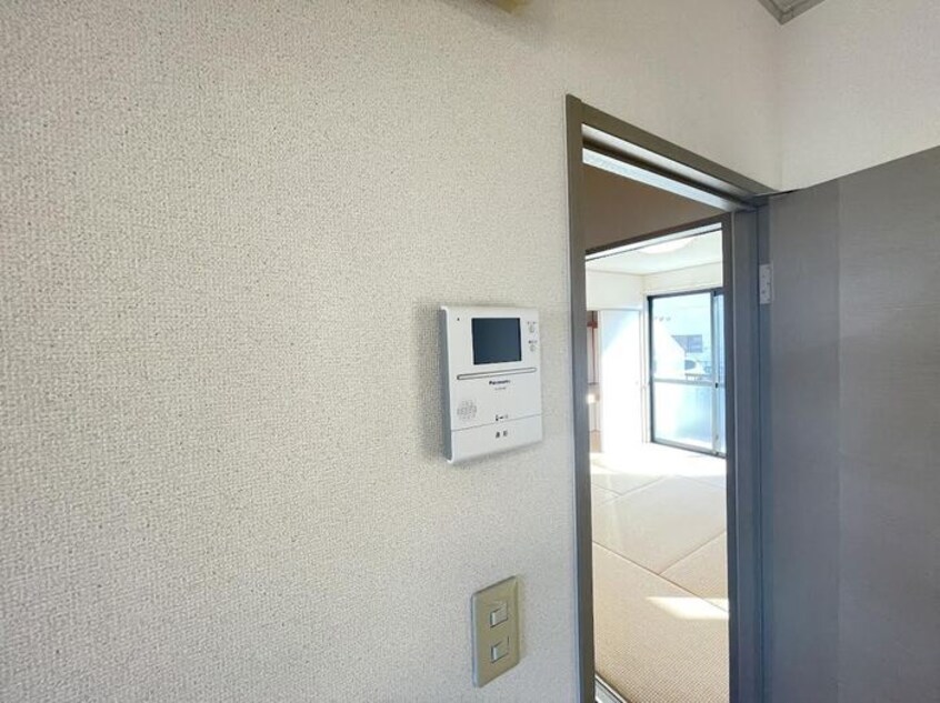 ロイヤルパレス新倉　B棟