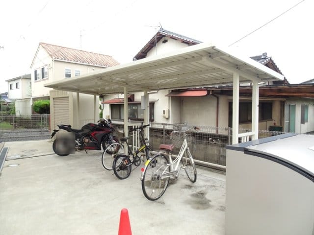  ベイ　ブランシェ中島