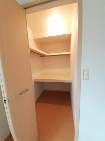  イーストリッチＢ