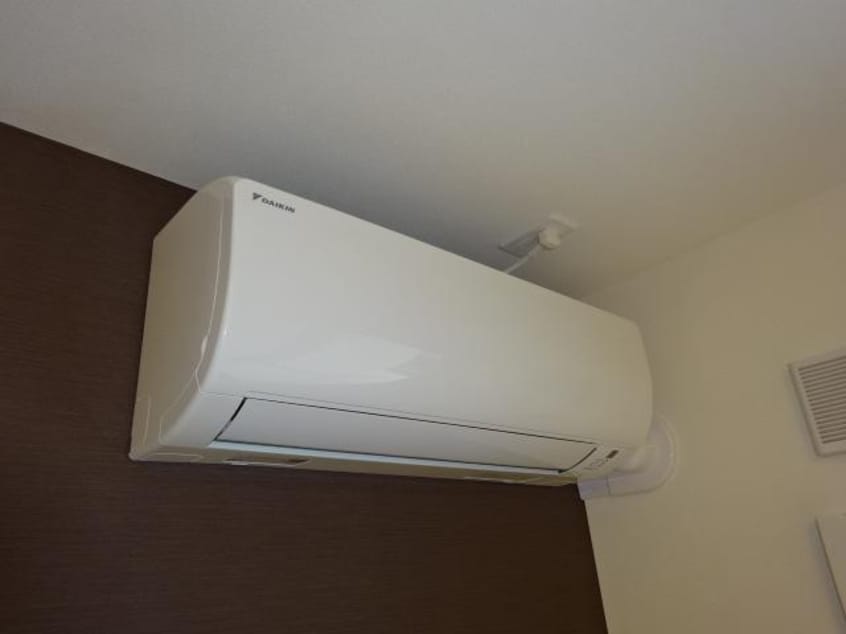 エアコン全室 瀬戸大橋線/児島駅 徒歩14分 1階 築8年