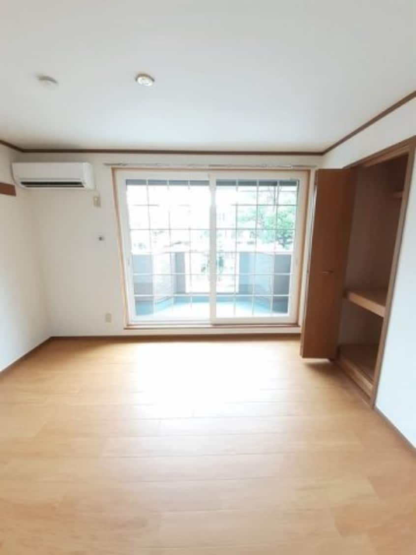  ムーントピア　Ａ