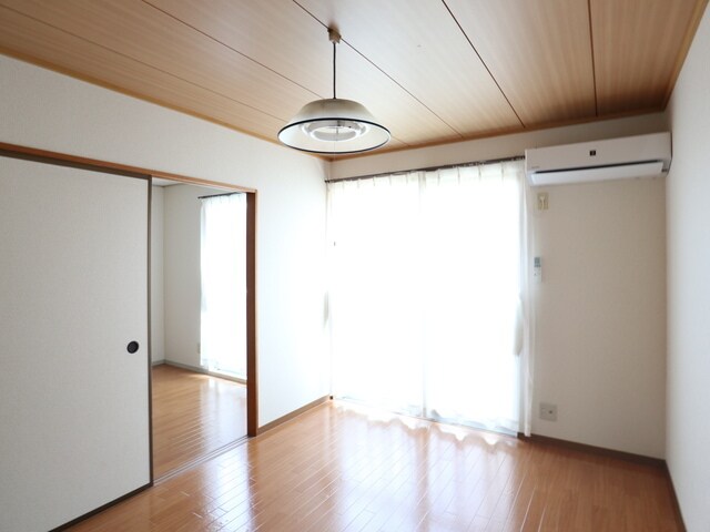  プレジール安原A