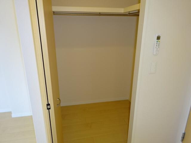 洋室 山陽本線（中国）/倉敷駅 バス14分西酒津下車:停歩3分 1階 築9年