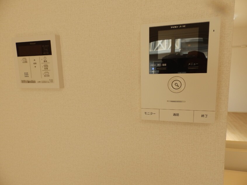  リトルバードハウス