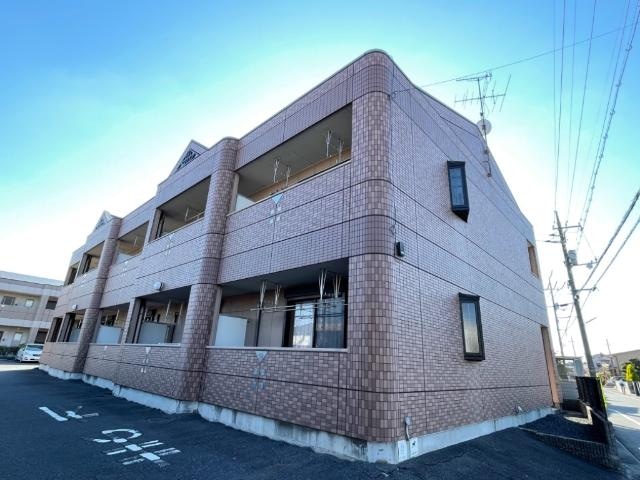 外観写真（昼） レジデンス　スワニーⅢ