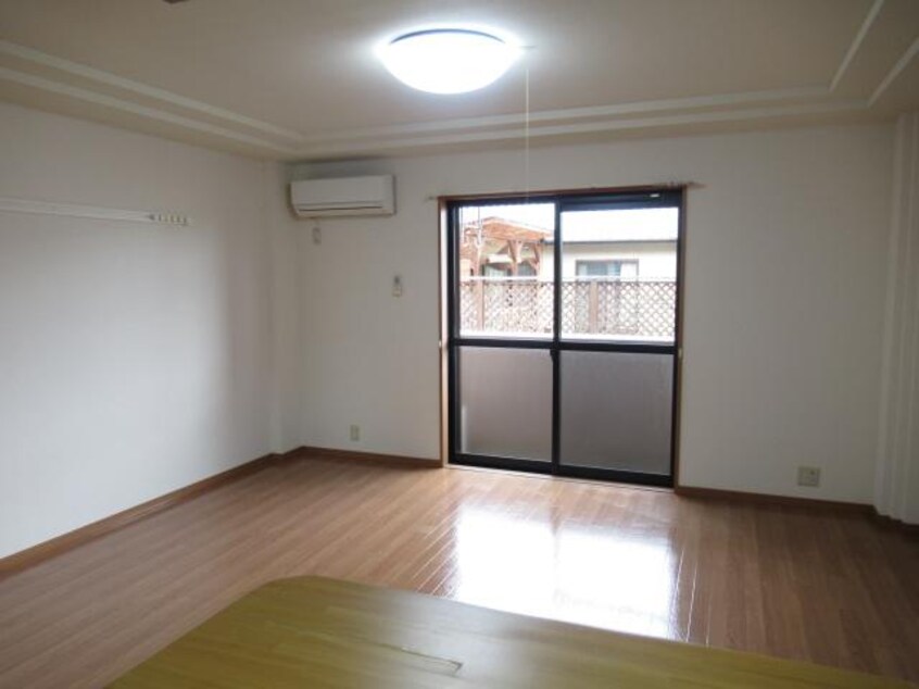 洋室 レジデンス　スワニーⅢ