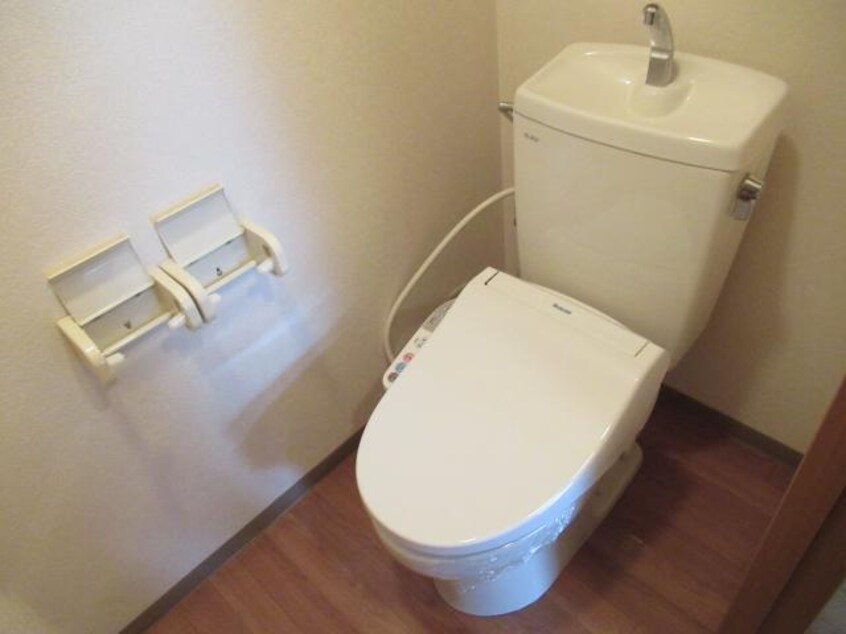 シャワー付トイレ レジデンス　スワニーⅢ