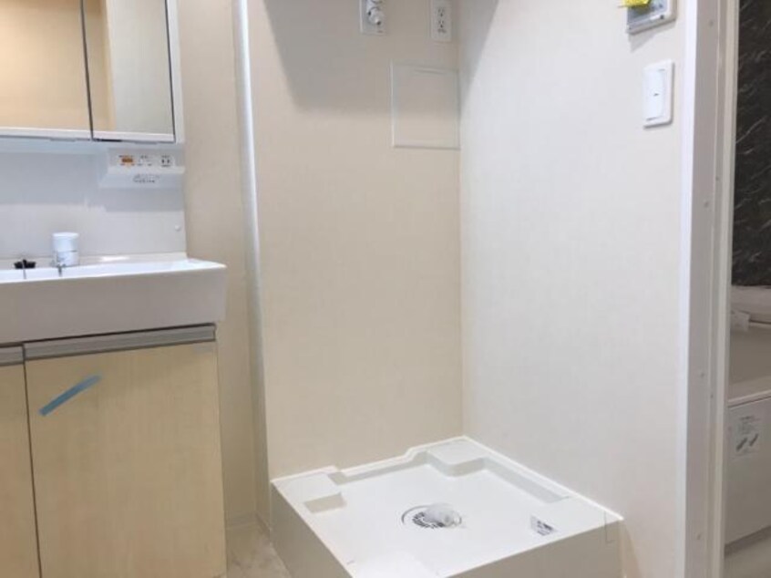 洗濯機置場 グレイシャス