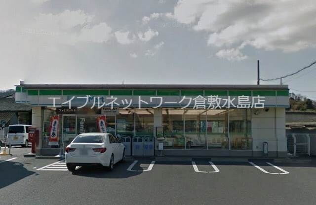 ファミリーマート琴浦西店 418m シャトル三瑞Ⅱ