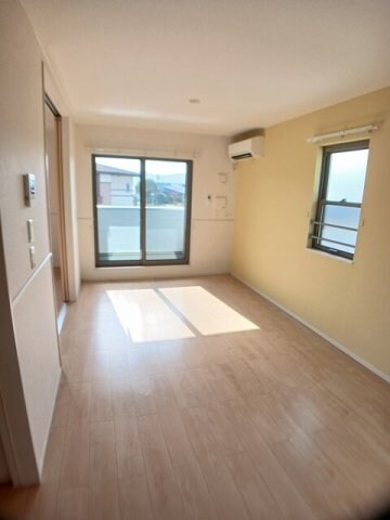  エテルナ　ナリッシュ　Ⅱ