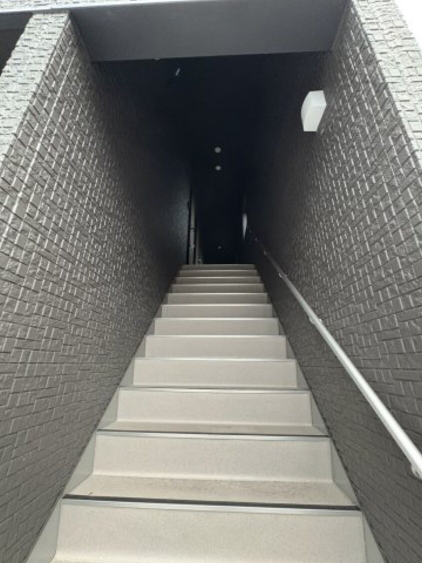  山陽本線（中国）/新倉敷駅 徒歩5分 2階 1年未満