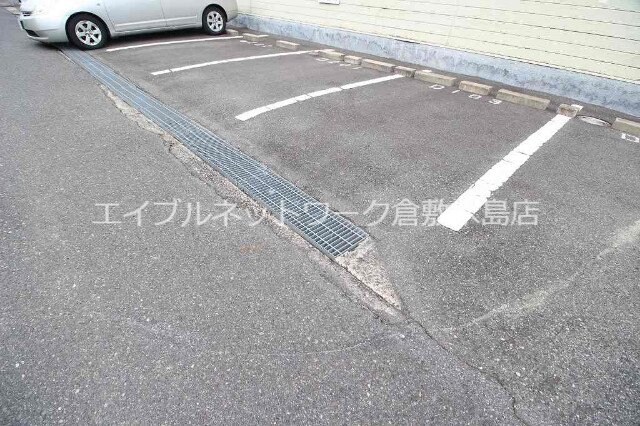  吉岡マンションＤ棟