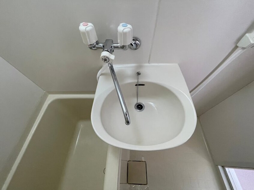  エステートナガオ