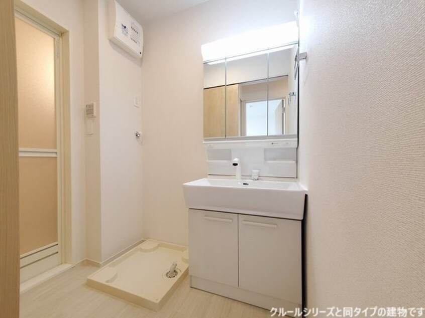  リバーサイドパレス　Ｉ