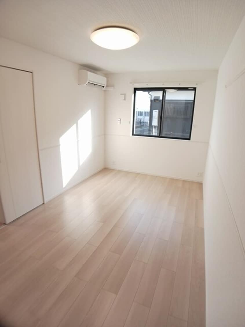  ロカ　ブリリアント　Ａ