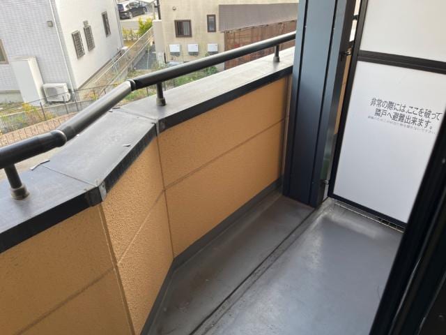 ベランダ 山陽本線（中国）/鴨方駅 バス10分鴨方クリニック前下車:停歩2分 2階 築16年