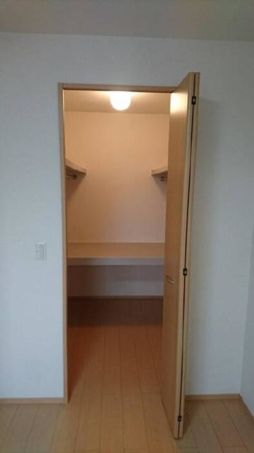  メルベーユ　A棟