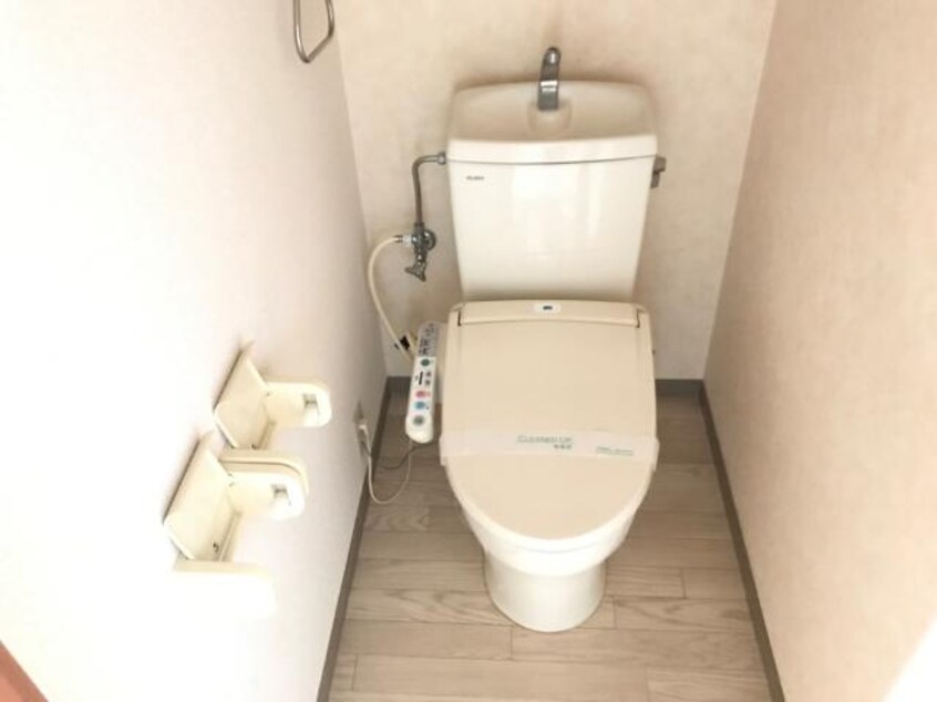 シャワー付トイレ 水島臨海鉄道水島本線/弥生駅 徒歩14分 1階 築21年