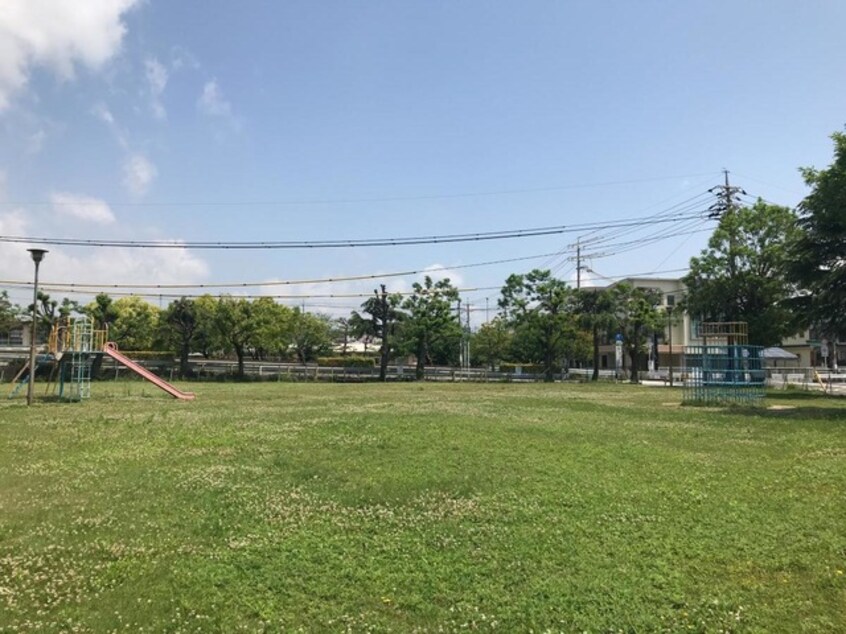 玉島中央公園(公園)まで3247m 山陽本線（中国）/新倉敷駅 徒歩14分 4階 築29年